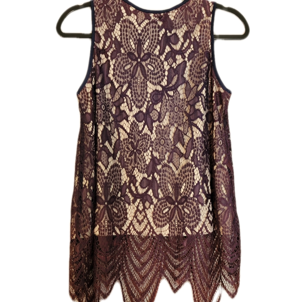 She + Sky tank top with Lace Over-lay Size Small Burgundy Color - Picture 5 of 8